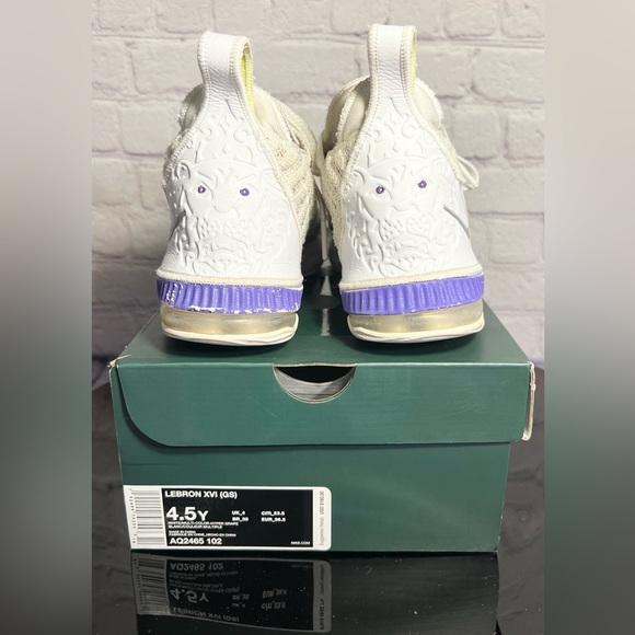 Nike LeBron XVI 16 Buzz Lightyear Mid. In Original Box. AQ2465-102. Size 4.5Y - Picture 5 of 16